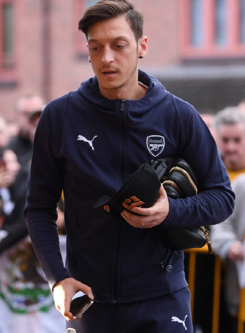 루니와 결별 확정한 DC유나이티드, 메수트 외질 영입에 관심