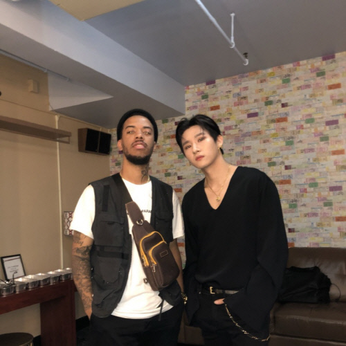 몬스타엑스 아이엠X美 싱어 엘헤이, 콘서트 방문 인증샷 화제