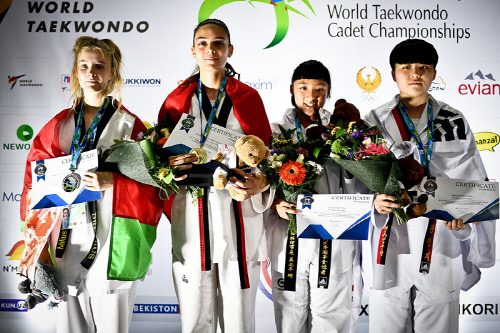 여자 +59kg급 시상식 장면.