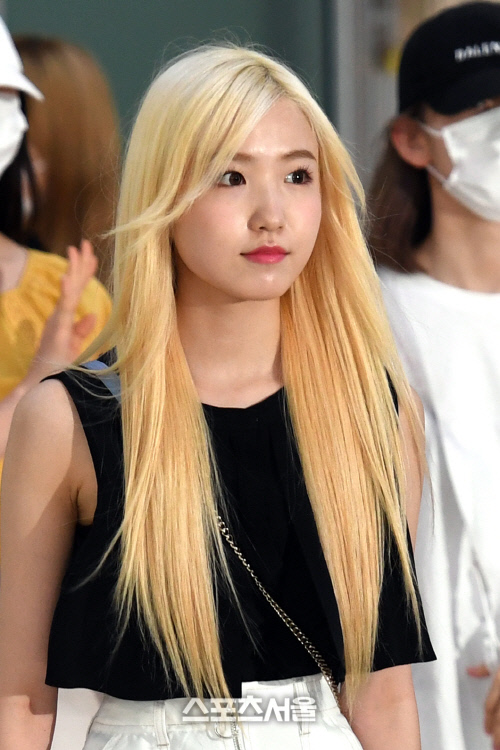 [포토]아이즈원 혼다 히토미, 매력적인 금발