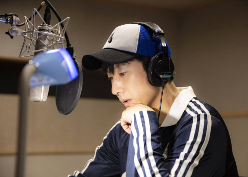 이선균, 플라스틱 문제 해결 위한 목소리 기부 '훈훈 행보'