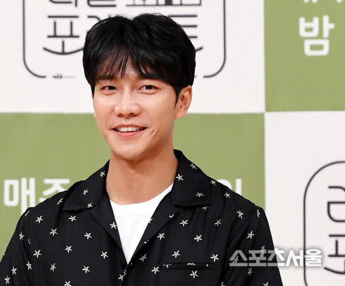 [포토] 이승기, 훈훈한 눈빛~!