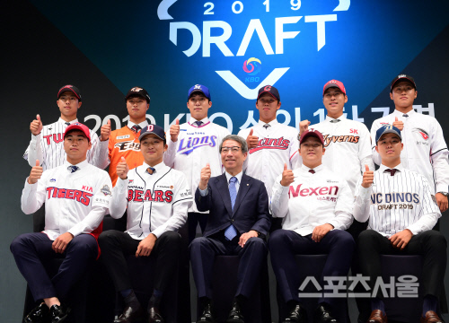 [포토] 2019 KBO 신인 1차 지명, 영광의 얼굴들