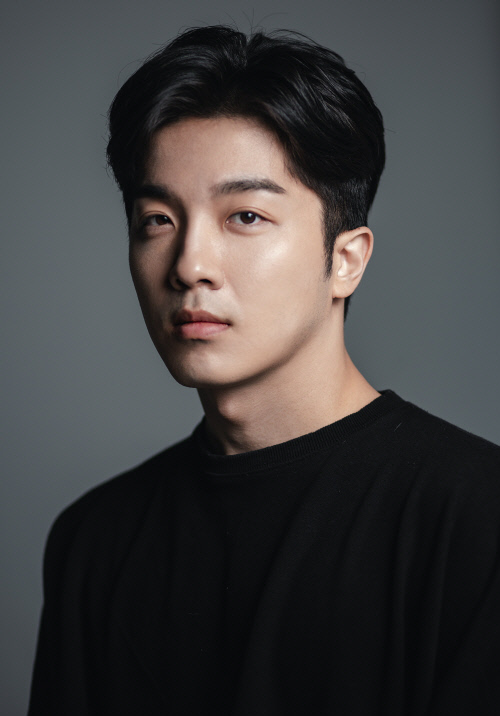 가수 적재, 프로듀싱팀 '모노트리'와 프로젝트 음원 '타투' 발표