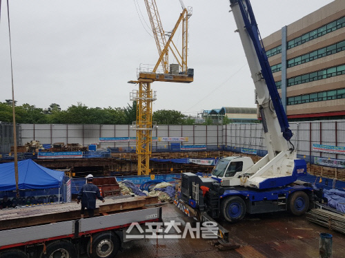 안산시 고잔동 오피스텔 신축공사현장에서 30대 외국인 남자 추