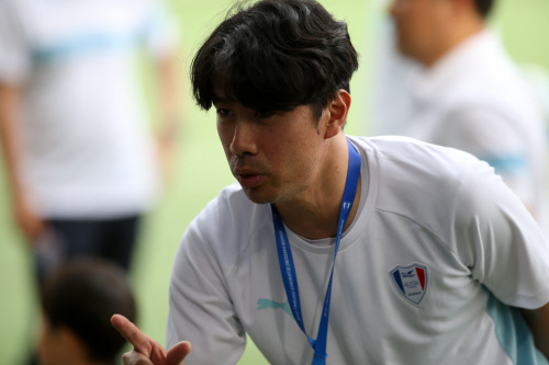 "선수와 감독이 함께 성장" U-18 챔피언십 첫 결승행 매탄고가 그리는 청사진