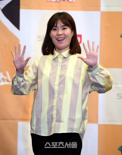 [포토] \'영화보장\' 박지선, 활짝 웃으며 손인사