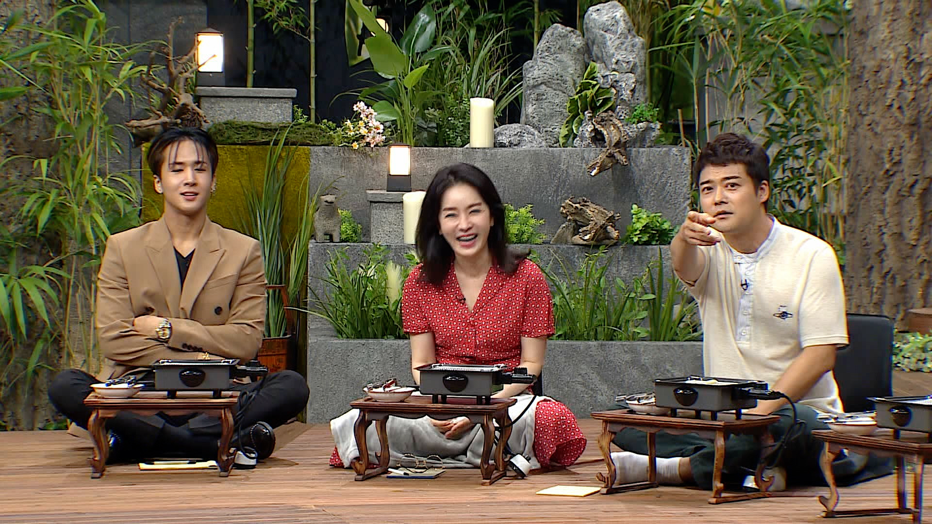 '어서 말을 해‘ 라비 "전현무에게 엑소 카이와 소고기 얻어먹었다"