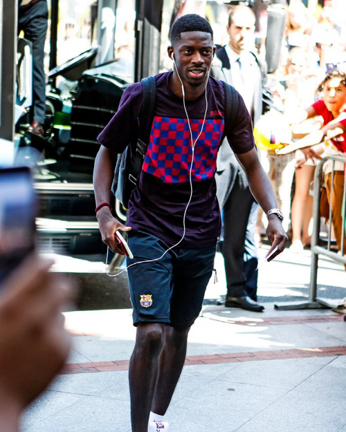 유리몸에 사고뭉치 뎀벨레, 이번엔 벌금…바르셀로나 잘못 샀나