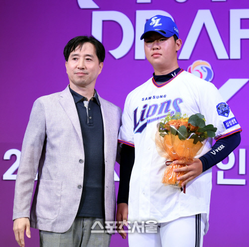 "황재균, 같은 황씨여서 맞대결 꿈"…1차 지명 '예비 프로' 유쾌한 입씨름