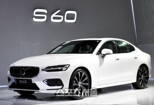 [포토] 볼보 신형 S60, 가격은?