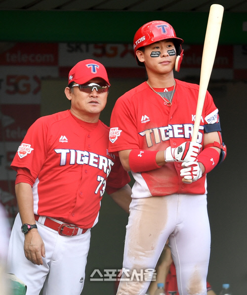 박흥식 감독\'우리 찬호 자신있지?\'[포토]