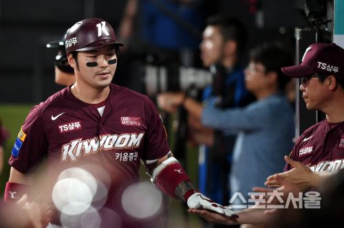 [포토] 박병호, 9회 시원스런 3점포