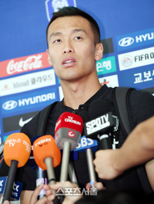 [포토] 김신욱, 벤투호에 승선한...진격의 거인!