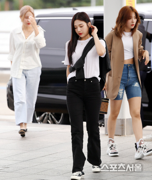 [포토] 레드벨벳 조이-슬기-예리, 잘 다녀올께요~