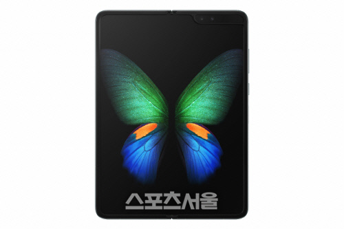 삼성전자 '갤럭시 폴드' 선결제 시작...가격 239만8000원