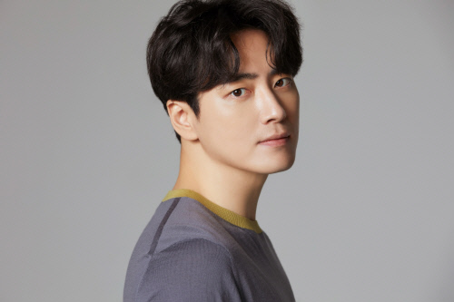 이준혁 "열애설 無, 제 연애에 관심이 있을까요?"웃음[SS인터뷰②]