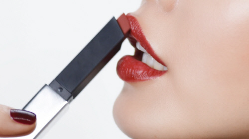 한예슬, 매혹적인 버건디 입술2