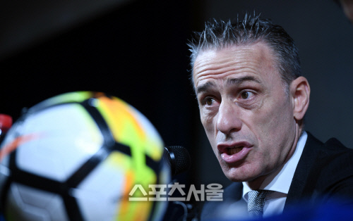 슈틸리케는 무실점 전승…벤투호 항해, 결과와 내용 모두 잡아야 한다