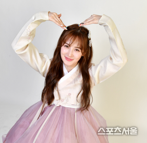 가수 라나 한복 추석인터뷰