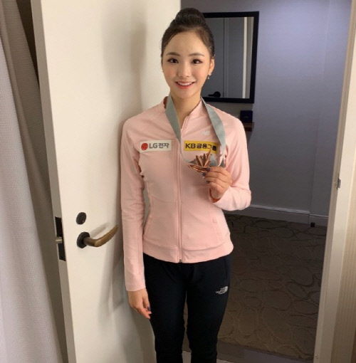 어텀 클래식 3위 임은수 "시즌 첫 대회 동메달, 너무 기쁘다"