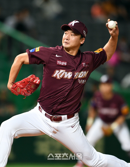 [포토]키움 오주원, 1이닝 무실점 시즌 17세이브