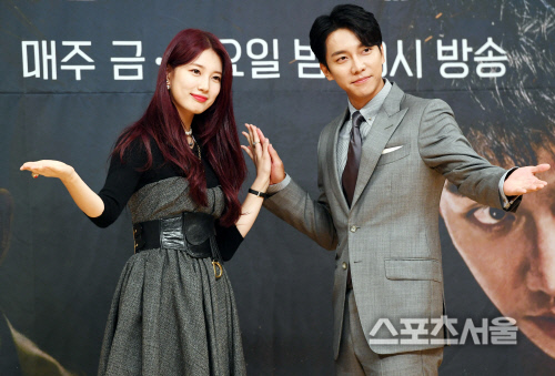 [포토] 이승기-배수지, 잘...어울리죠?