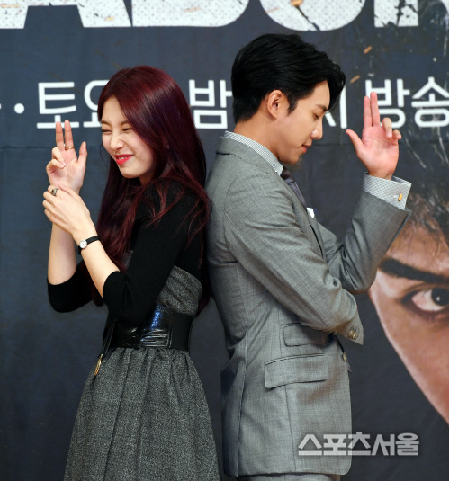 [포토] 이승기-배수지, 이래도...괜찮을까?