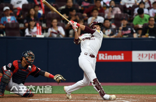 키움 이정후, 투런포 꽝![포토]