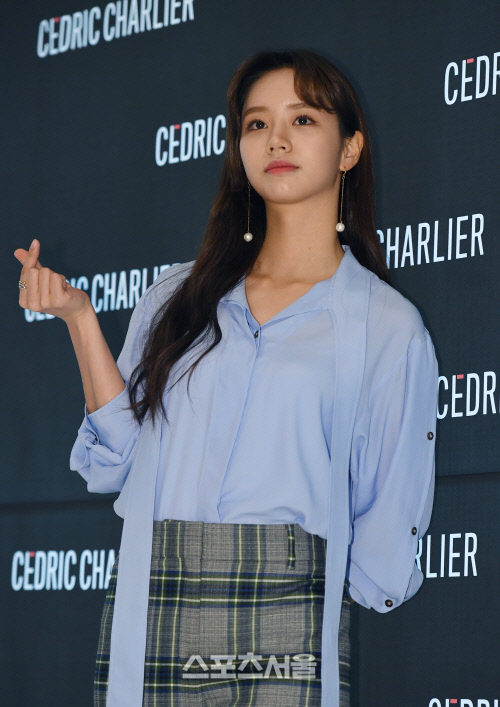 [포토]혜리, 하트도 시크하게