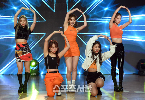 [포토]세러데이, '여자친구 선배님들과 한 무대에 서고파!'