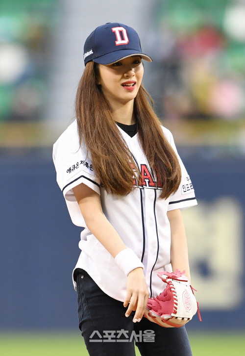 [포토]아육대 금메달리스트 체리블렛 지원 시구, 아쉬워요...