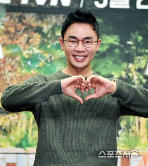 [포토] 설민석 \'사랑해요\'