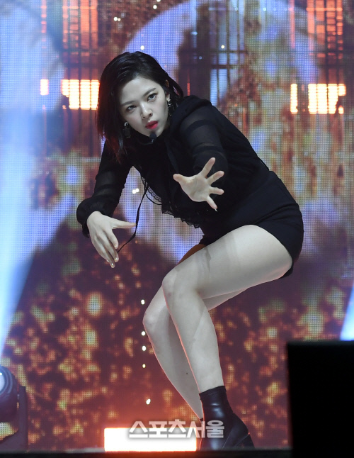 [포토] 트와이스 정연, 신들린 댄스