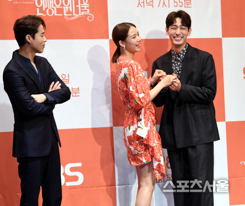 [포토] 오민석-조윤희-윤박, 기울어진...삼각관계?