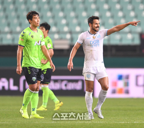 [포토]이동국과 세징야, 희비교차