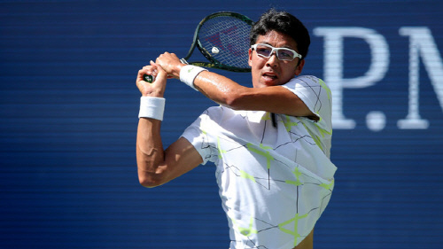 Photos: Chung in action