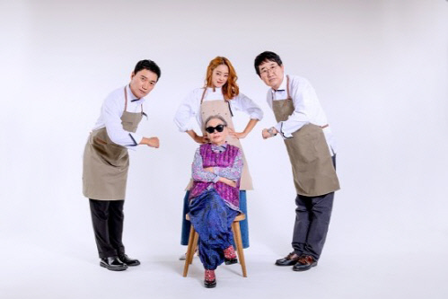 "라이벌은 신동엽"...김수미, '밥은먹고다니냐'로 또 한 번 쓸 대표 예능作[SS현장]