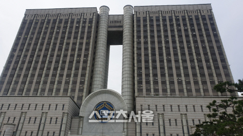 '가습기살균제 조사무마 뒷돈' 애경산업 브로커, 징역 2년 실형