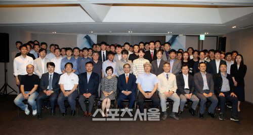 [사진1] 힘찬병원 2019 더 파워풀심포지엄 단체사진