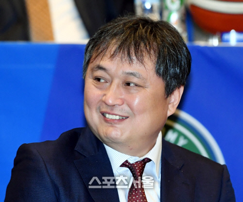 [포토] DB 이상범 감독, \'3김 시대\'가 새로운 활약을~!