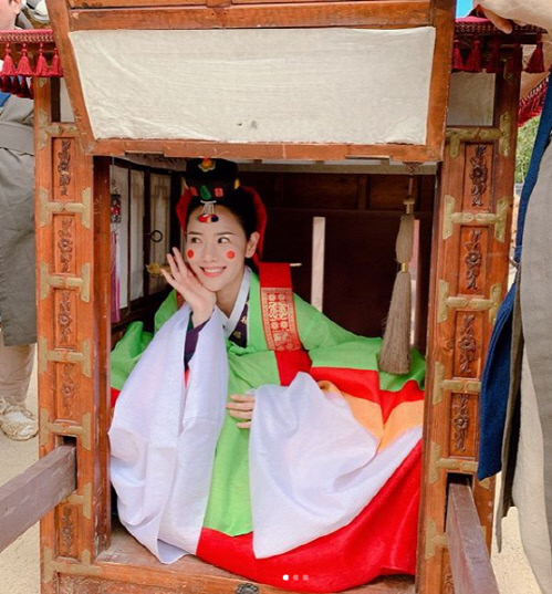 '꽃파당' 이연두, 무사히 혼례 후 "해피엔딩" 인증샷