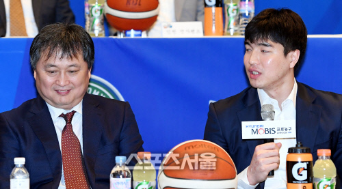 [포토] DB 김종규, 원주에서 새로운...