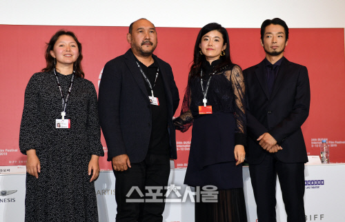 [포토]부산국제영화제 개막작 '말도둑들. 시간의 길' 기자회견