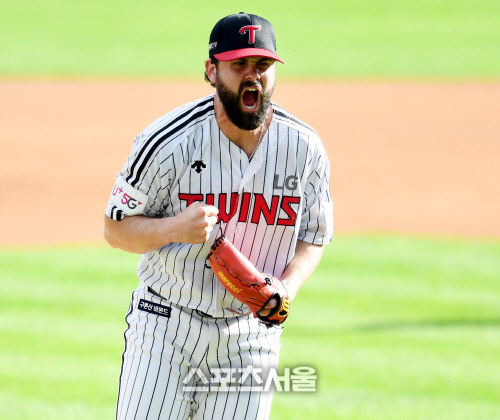 [포토] 포효하는 켈리 \'좋았어\'