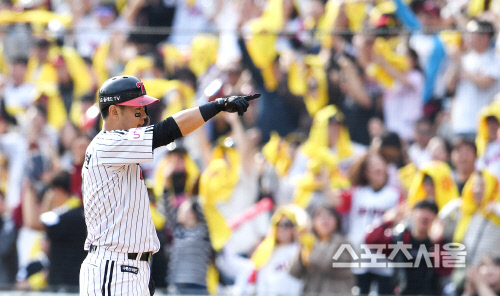 '반갑다 친구야' 정주현·오지환, 절친 키스톤 역전타 합작[SS PS Now]