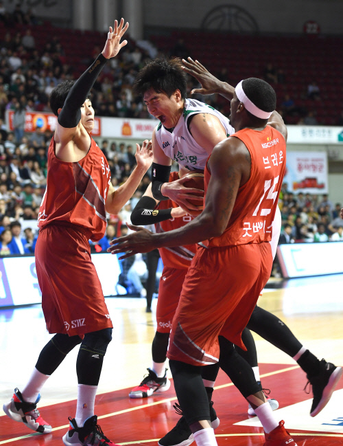 MBJ_9300_1570603585_photo