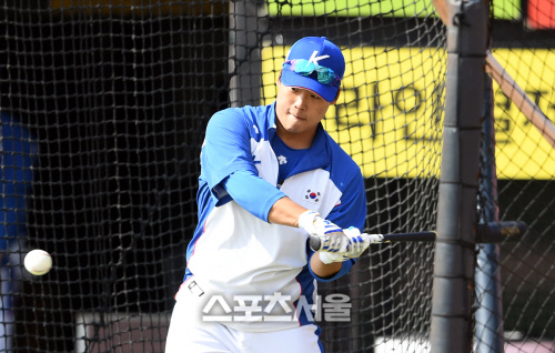 [포토]매섭게 공 노려보는 강백호