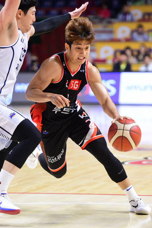 DSC_9335_1571313788_photo