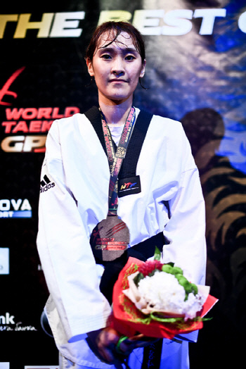 김소희, 월드그랑프리 은메달…부상털고 1년만에 부활